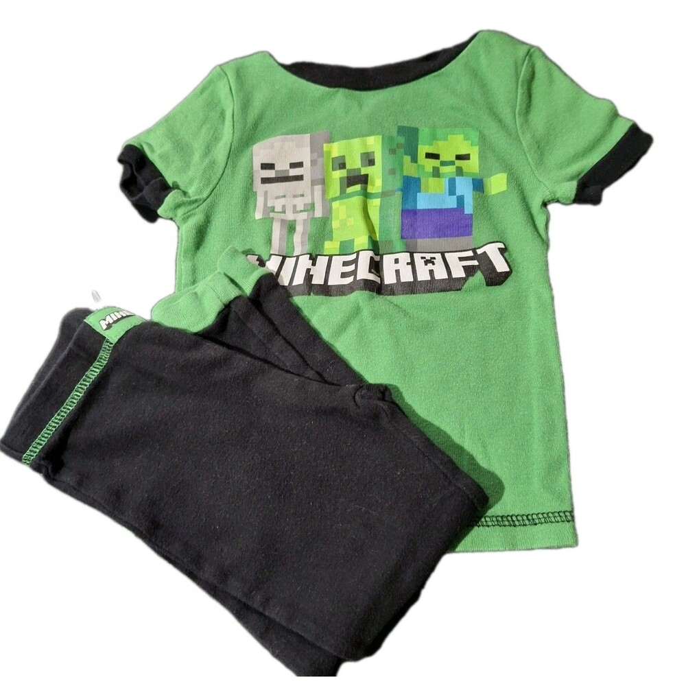 Boys 24 Months 3 1/2 Sets Pajamas Minecraft Peanuts Racecars Firetruck Lot - Picture 6 of 16